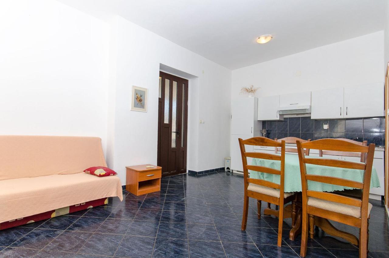 Ivanka Apartment Vis